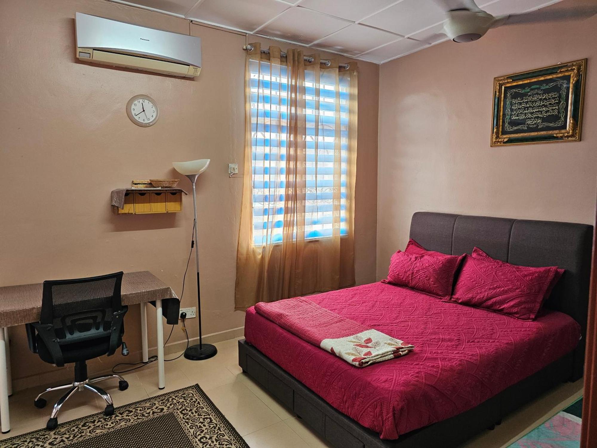 Homestay LaNik Saujana Utama 2 Sungai Buloh Bagian luar foto